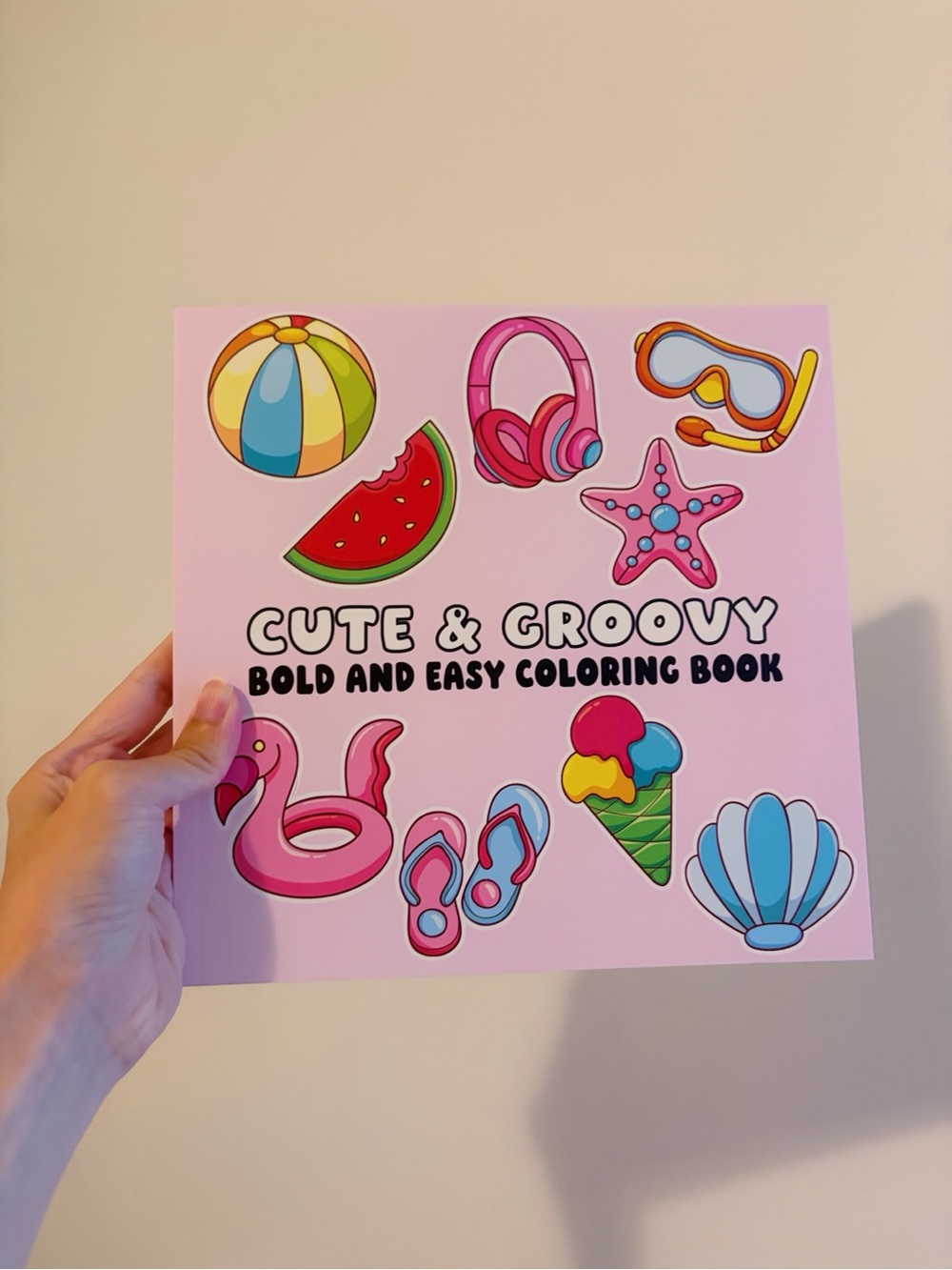 🛍️3/$20🛍️ Cute & Groovy Bold and Easy Coloring Book